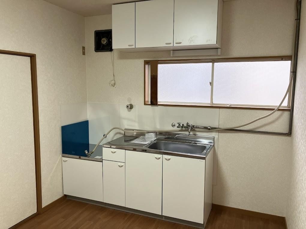 1DK Apartment for Rent in Akita City, Akita Prefecture - Thumbnail 3