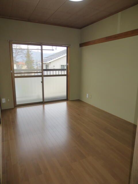 2K Apartment for Rent in Chuo City, Yamanashi - Thumbnail 2