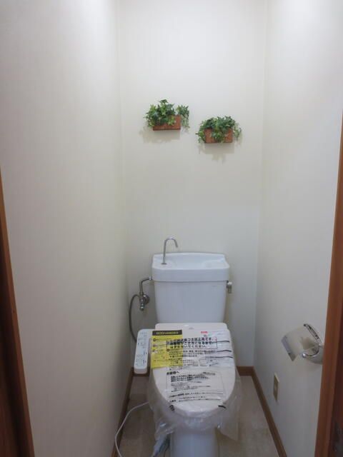 2K Apartment for Rent in Chuo City, Yamanashi - Thumbnail 4