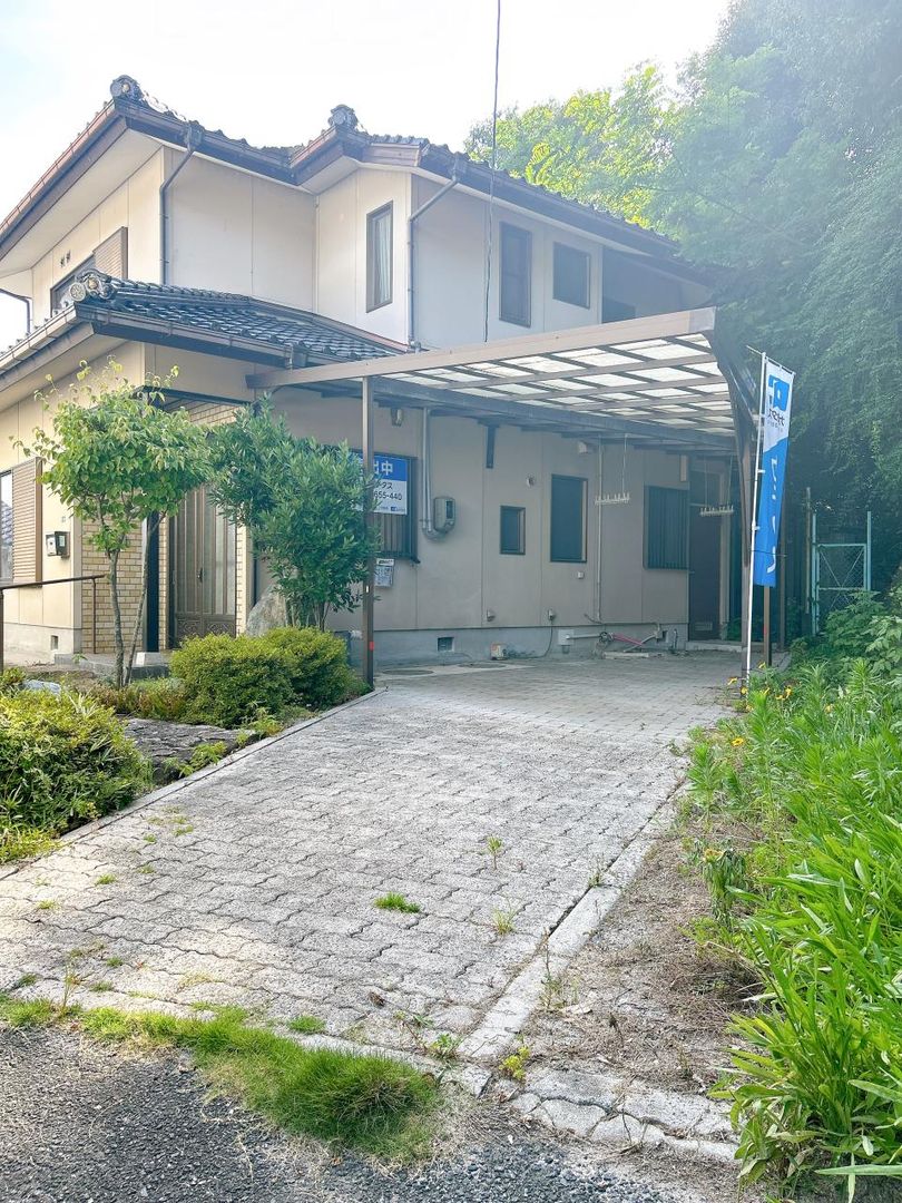 6DK House with 3 Parking Spaces in Iwakuni, Yamaguchi - Thumbnail 3