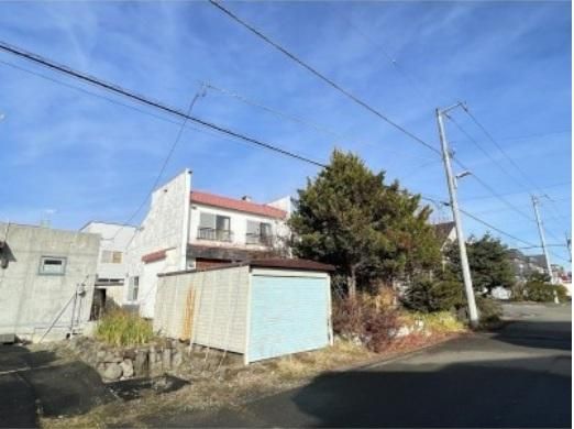 4LDK Detached House for Sale in Iwamizawa, Hokkaido - Thumbnail 2