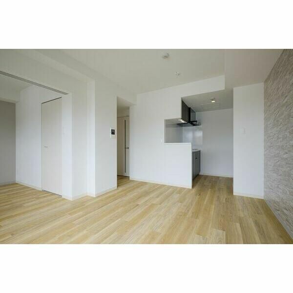 1LDK Apartment for Rent in Kita-ku, Sapporo, Hokkaido - Thumbnail 2