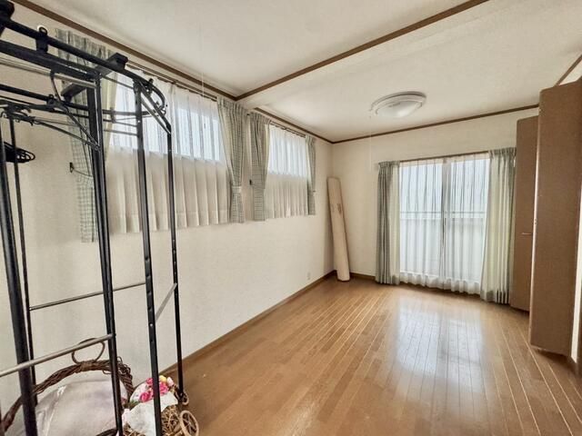 4DK Detached House for Sale in Ikeda, Tokushima - Thumbnail 4