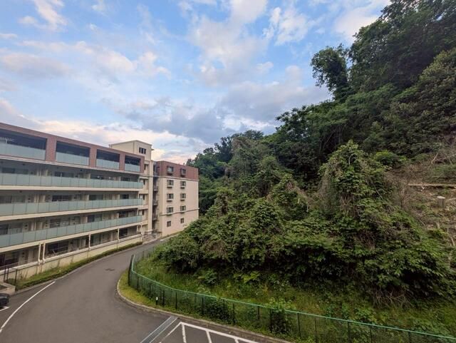 1SLDK Apartment for Sale in Atsugi, Kanagawa - 63.13 sqm - Thumbnail 2