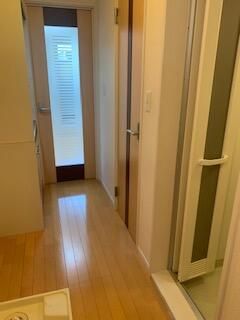 1K Apartment for Rent in Tachikawa, Tokyo - 5 Min to Nishi-Kunitachi Stn - Thumbnail 4