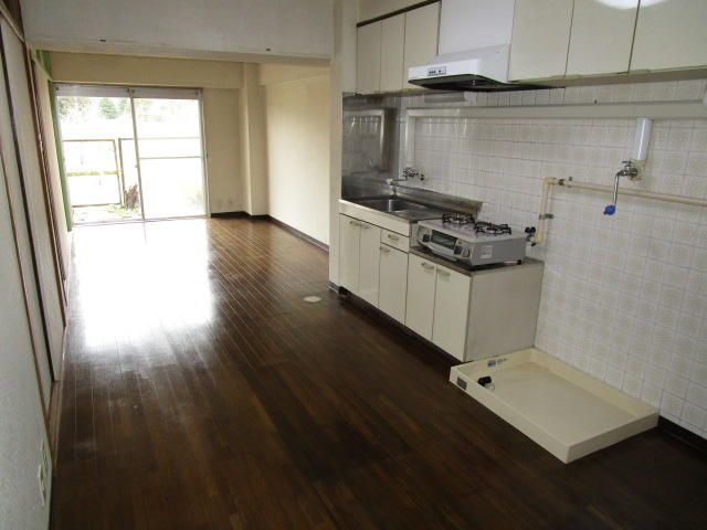 3LDK Apartment for Rent in Aoba Ward, Sendai, Miyagi - Thumbnail 4