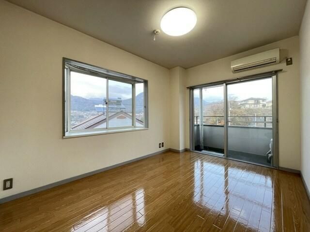 1R Apartment for Rent in Otsuki, Yamanashi - 19.44 sqm - Thumbnail 3