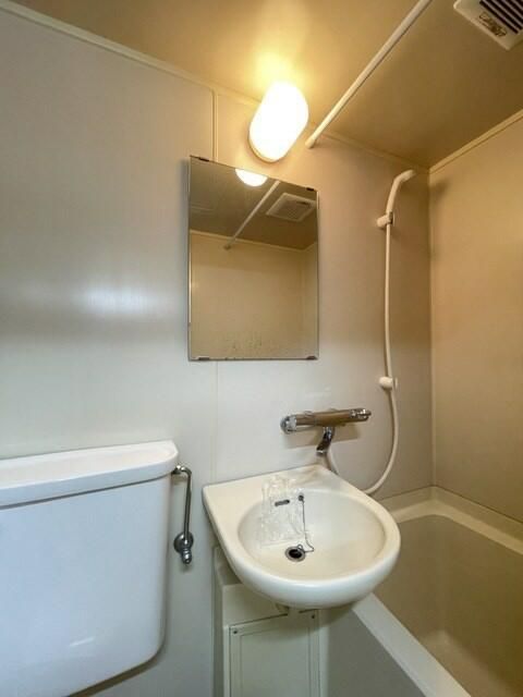 1R Apartment for Rent in Otsuki, Yamanashi - 19.44 sqm - Thumbnail 4