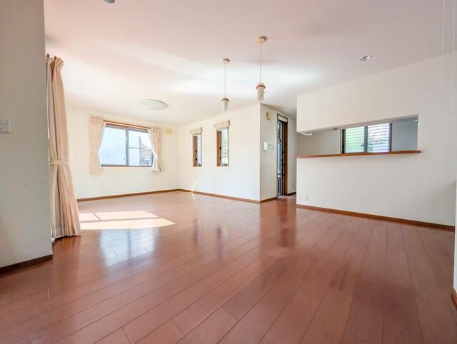 5LDK House for Sale in Fujie, Akashi City, Hyogo Prefecture - Thumbnail 3