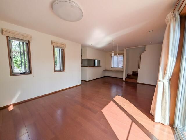 5LDK House for Sale in Fujie, Akashi City, Hyogo Prefecture - Thumbnail 4