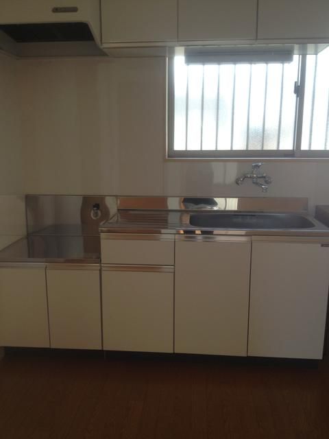 2DK Apartment for Rent in Yashio, Saitama 38.80 sqm - Thumbnail 3