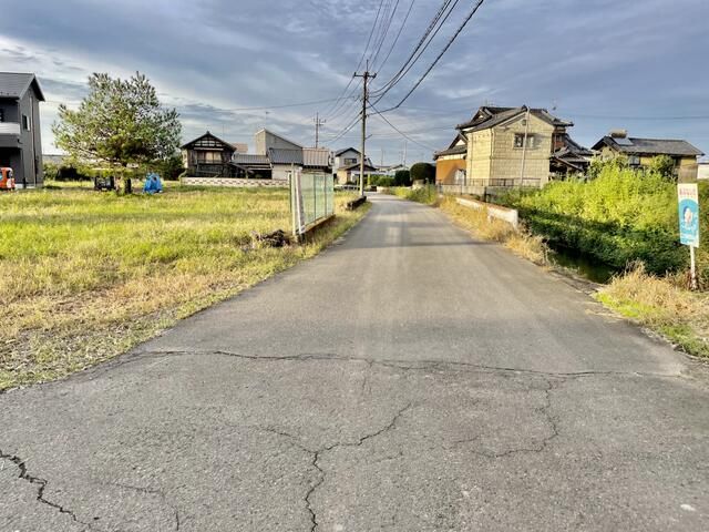 850 sqm Corner Plot Land for Sale in Oyama, Tochigi - Thumbnail 4