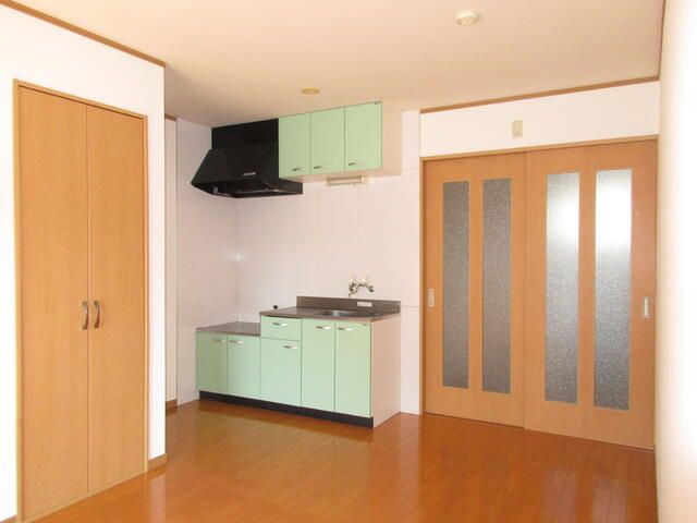 2DK Apartment for Rent in Honjo, Saitama - 52.80 sqm - Thumbnail 4