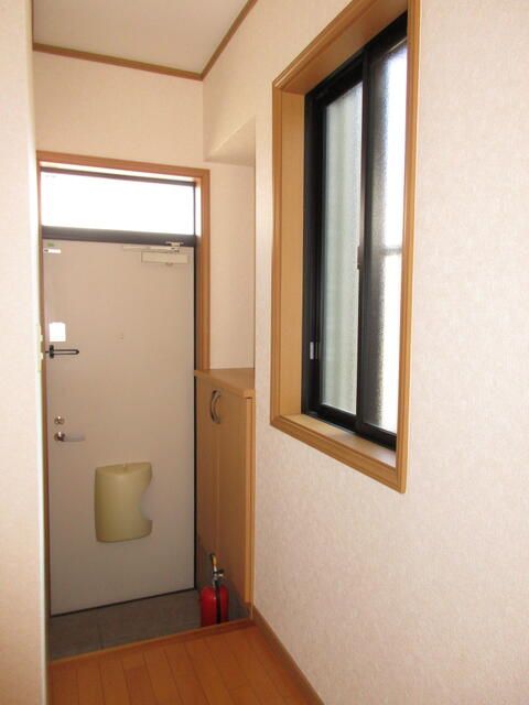 2DK Apartment for Rent in Honjo, Saitama - 52.80 sqm - Thumbnail 2