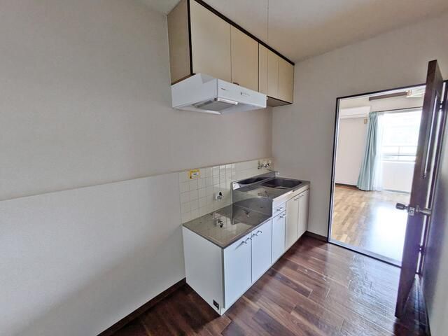 1K Apartment for Rent in Sano, Tochigi - 25.88 sqm - Thumbnail 4