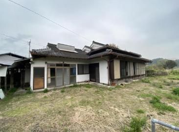 1933 Wooden House on 1211 sqm Land in Ebino, Miyazaki - Image 7