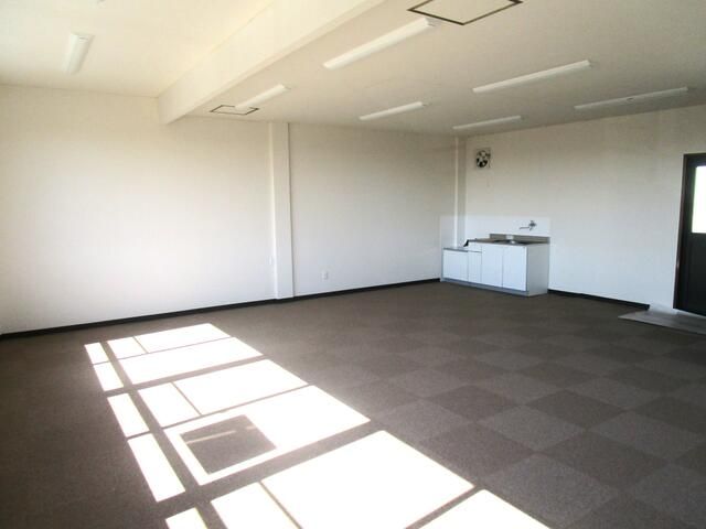 Commercial Space for Rent in Kanuma, Tochigi - 51.84 sqm - Thumbnail 3