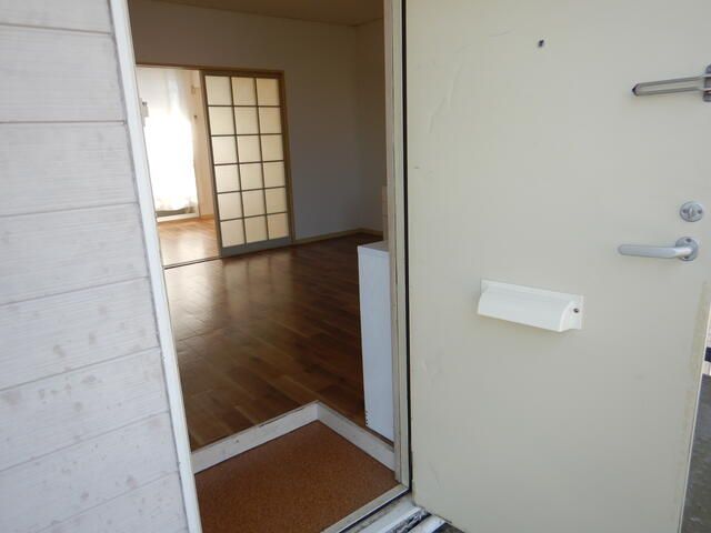 2DK Apartment for Rent near Fujinoshijima Station, Kasukabe - Thumbnail 3