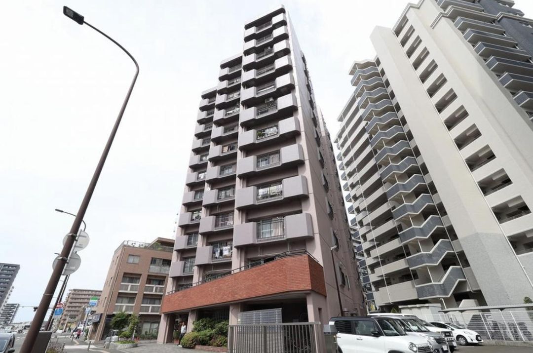 Renovated 3LDK Apartment for Sale in Miyagino-ku, Sendai - Thumbnail 2