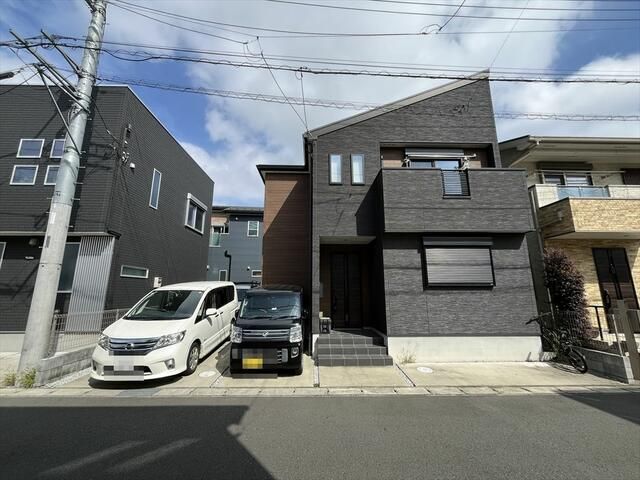 2020 Built 2LDK House with Garden & 3 Car Parks in Ayase, Kanagawa - Thumbnail 2