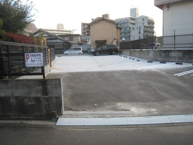 Parking Space for Rent near Nagamachi Station, Sendai - Thumbnail 2