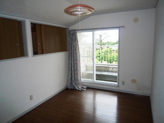 2DK Apartment for Rent in Yurihonjo, Akita - 52.72 sqm - Thumbnail 4