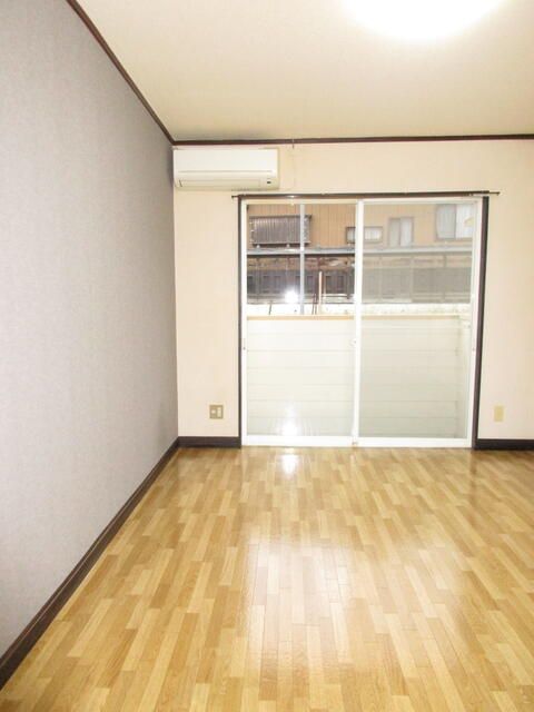 Cosmos Palace 1R Apartment for Rent in Honjo, Saitama - Thumbnail 3