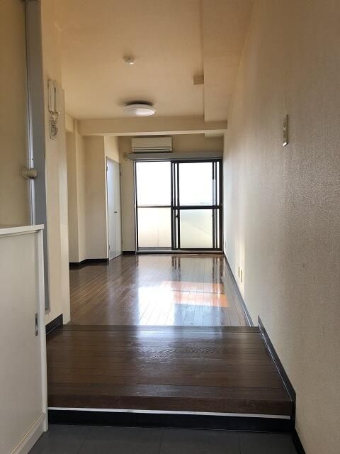 Studio Apartment for Rent in Sumida, Tokyo Near Kikukawa Station - Thumbnail 4