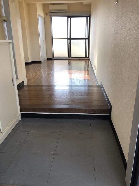 Studio Apartment for Rent in Sumida, Tokyo Near Kikukawa Station - Thumbnail 3