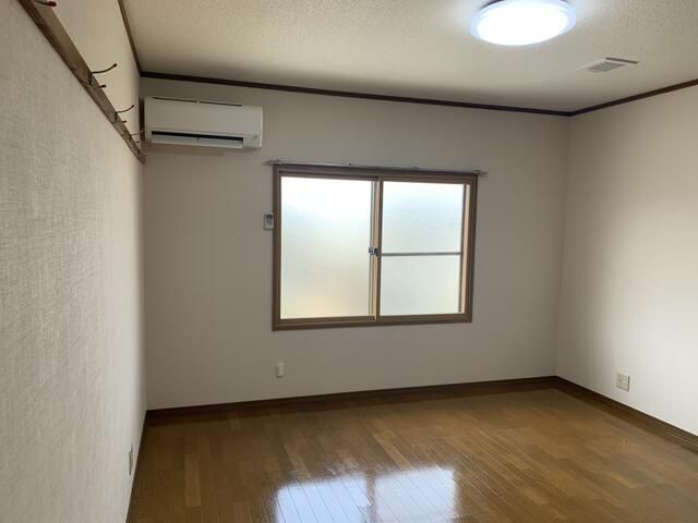1K Apartment for Rent in Murakami City, Niigata - Thumbnail 3
