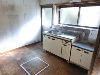 Spacious 5K House in Koshu City, Yamanashi — Kitchen, Koshu, Yamanashi