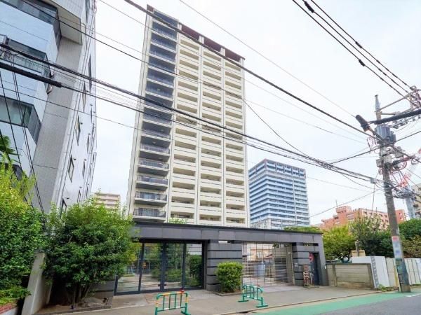 2LDK Apartment in Fuchu, Tokyo - ¥73.8M - Thumbnail 2