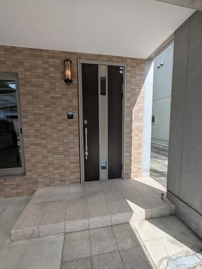 4LDK Concrete House in Sendai with 2 Car Parking — Image 22, Wakabayashi, Miyagi