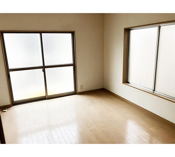 2DK Apartment for Rent in Kanazawa-ku, Yokohama - Thumbnail 2