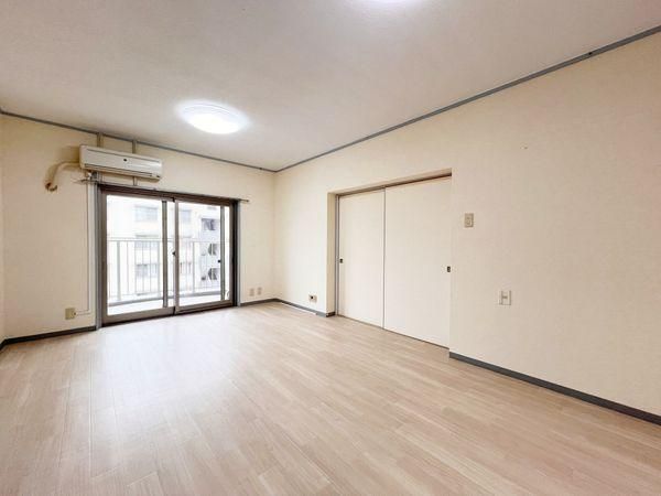 3LDK Apartment for Sale in Sagamihara, Kanagawa - Sagamidai Heights - Thumbnail 2