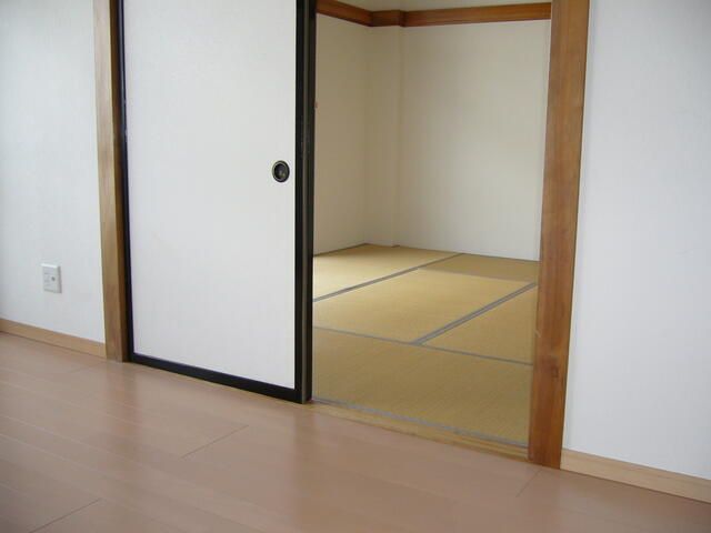 3DK Apartment for Rent in Ishinomaki, Miyagi - 52.31 sqm - Thumbnail 4