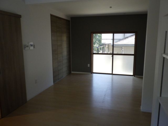 4LDK Detached House for Sale in Kurume, Fukuoka - Thumbnail 2