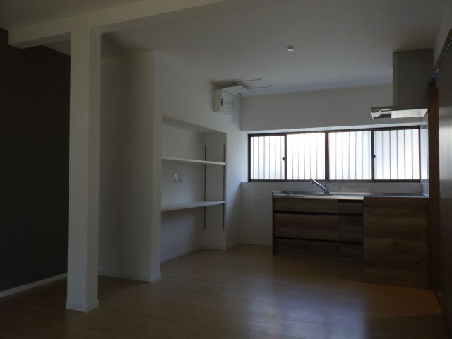 4LDK Detached House for Sale in Kurume, Fukuoka - Thumbnail 3