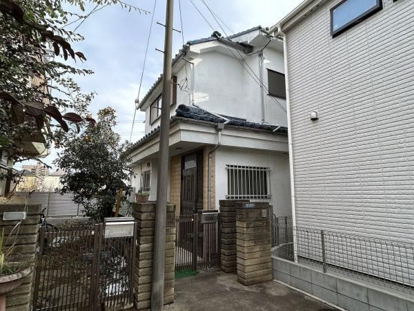 1985 4DK Detached House for Sale in Mitaka, Tokyo - Thumbnail 3