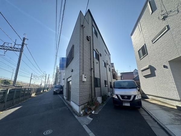 Land for Sale in Sumida, Tokyo - 101.57 sqm Near Kane-gafuchi Station - Thumbnail 2