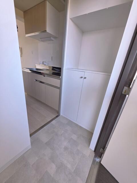 Studio Apartment for Rent in Fuchu, Tokyo 17.85 sqm - Thumbnail 2