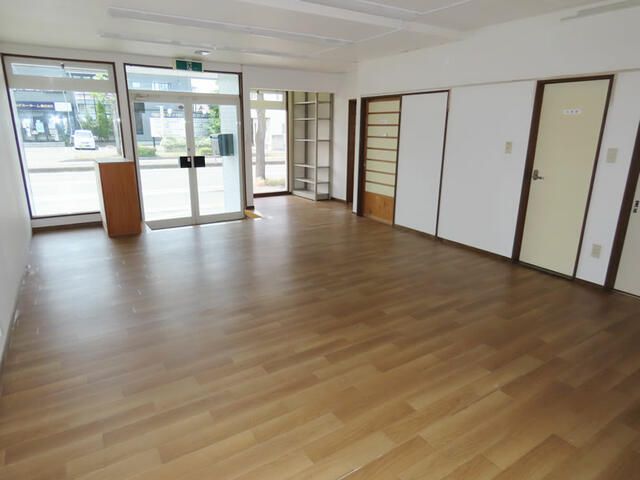 Commercial Space for Rent in Yamagata City - 52.44 sqm - Thumbnail 4