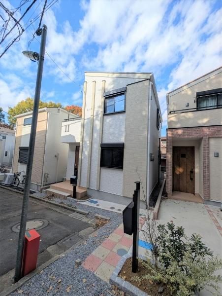 2025 Built 1SLDK Wooden House for Sale in Kita Ward, Tokyo - Thumbnail 2