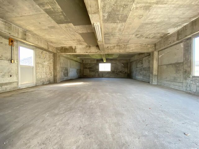 Warehouse for Rent in Toyama City - 96.42 sqm - Thumbnail 2