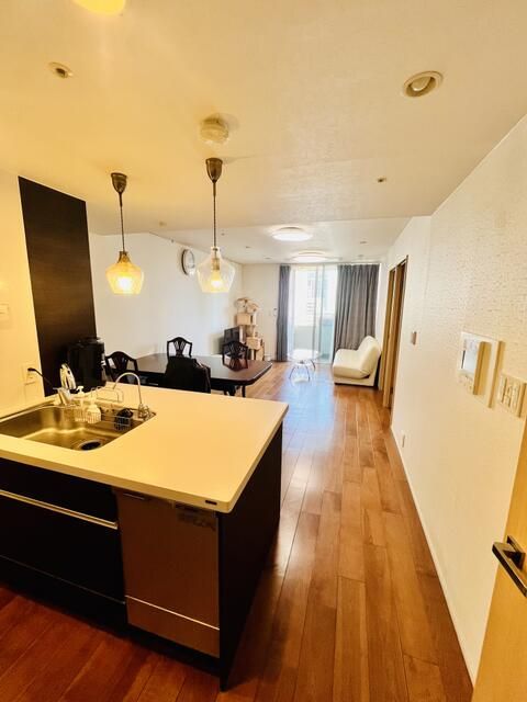 3LDK Apartment for Sale in Tokyo Residence, Chiyoda - Thumbnail 3