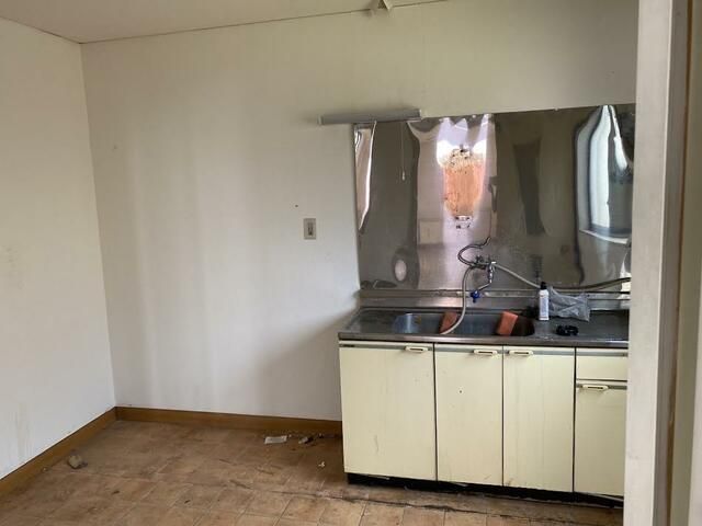 Commercial Property for Rent in Fuefuki, Yamanashi - Thumbnail 3