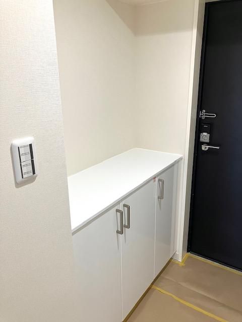 3LDK Apartment for Sale in Chigasaki, Kanagawa - Image 1