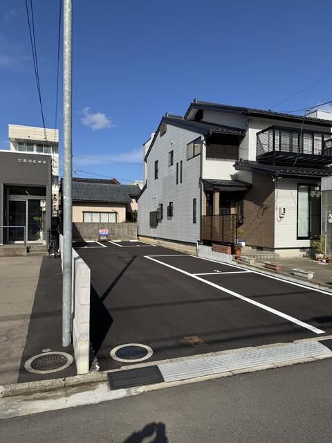 Parking Space for Rent near Jinai Joshi Kōkō Station, Fukui - Thumbnail 2