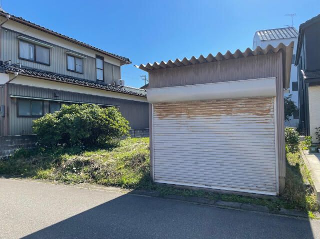 Land for Sale in Kaga City, Ishikawa - 246.39 sqm Plot - Thumbnail 2