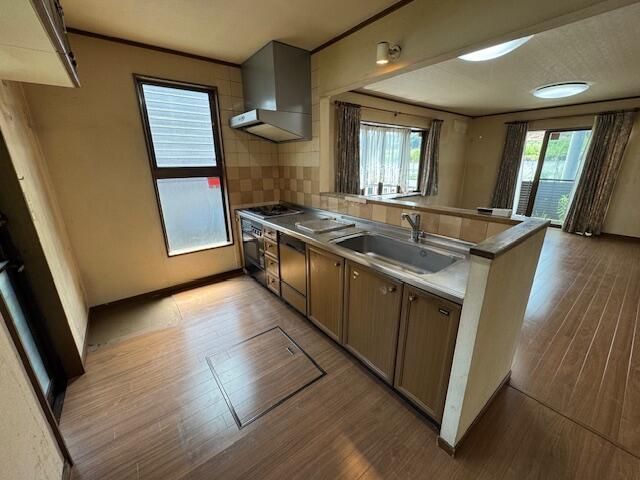 4SLDK House in Kitakyushu with Multi-Generation Potential - Thumbnail 4